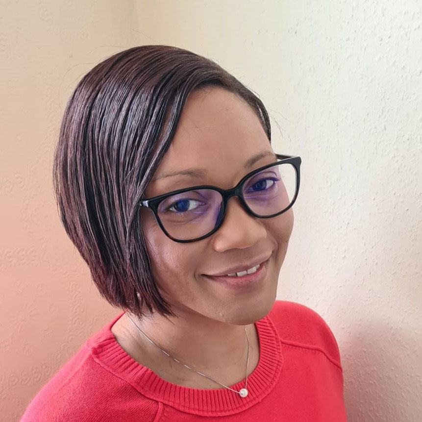 Headshot of Susanette Mansour