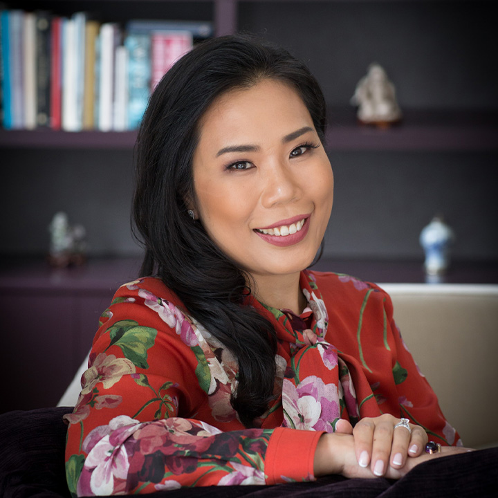 Victoria Liu headshot